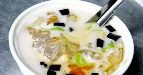 Cách Nấu Chè Thập Cẩm Huế Chuẩn Vị: Tổng Hợp Bí Quyết Từ A-z