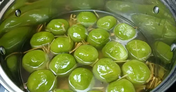 Cách Nấu Chè Ỷ Bằng Bột Năng Chuẩn Vị, Dẻo Dai Tại Nhà