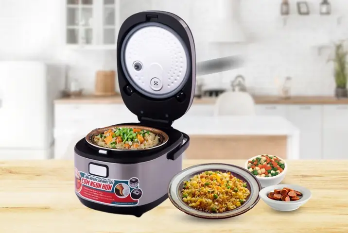 Cách Nấu Cơm Dương Châu Bằng Nồi Cơm Điện Đơn Giản Tại Nhà