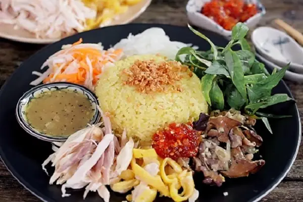 Cách Nấu Cơm Gà Hội An Chuẩn Vị, Thơm Ngon Đậm Đà