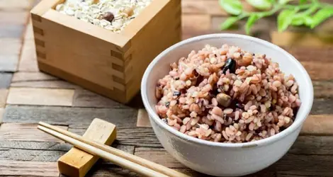 Cách Nấu Cơm Ngũ Cốc Hàn Quốc Chuẩn Vị: Từ Truyền Thống Đến Hiện Đại