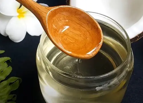 Cách Nấu Dầu Dừa Nóng Nguyên Chất Tại Nhà: Hướng Dẫn Chi Tiết Từ A Đến Z