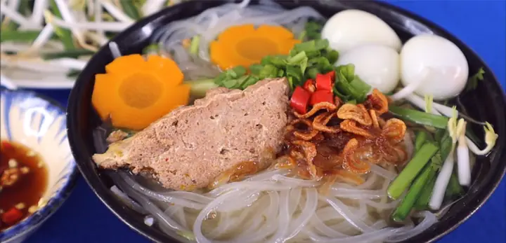 Hướng Dẫn Cách Nấu Hủ Tiếu Cua Chuẩn Vị Tại Nhà