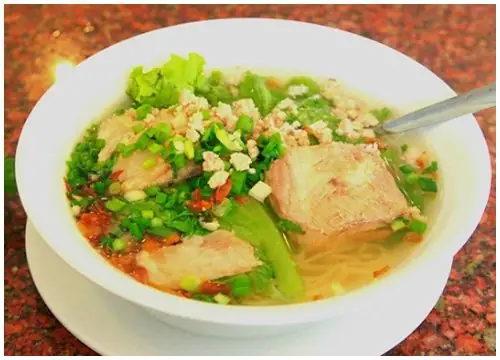 Cách Nấu Hủ Tiếu Sườn Mọc Chuẩn Vị: Hướng Dẫn Từ A Đến Z