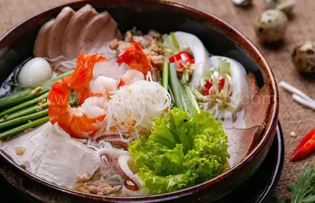 Cách Nấu Hủ Tiếu Nam Vang Để Bán: Bí Quyết Từ Nguyên Liệu Đến Kinh Doanh