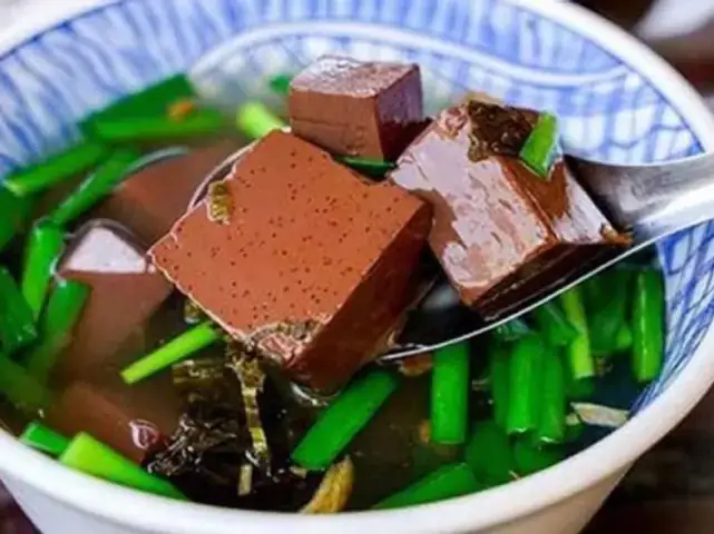 Cách Nấu Canh Huyết Bò Thơm Ngon Chuẩn Vị Tại Nhà