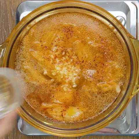 Cách Nấu Lẩu Bạch Tuộc Kim Chi Chuẩn Vị Hàn Quốc Tại Nhà