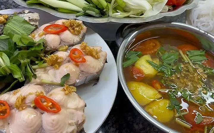 Cách Nấu Lẩu Cá Bông Lau Ngon Chuẩn Vị: Hướng Dẫn Chi Tiết
