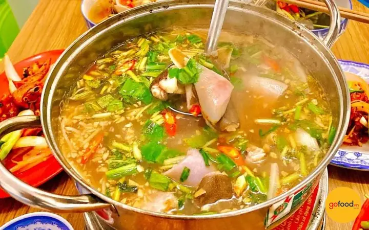 Cách Nấu Lẩu Cá Chép Giòn Dưa Chua Chuẩn Vị