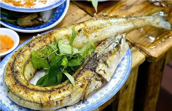Cách Nấu Lẩu Cá Xương Xanh Ngon Chuẩn Vị Tại Nhà