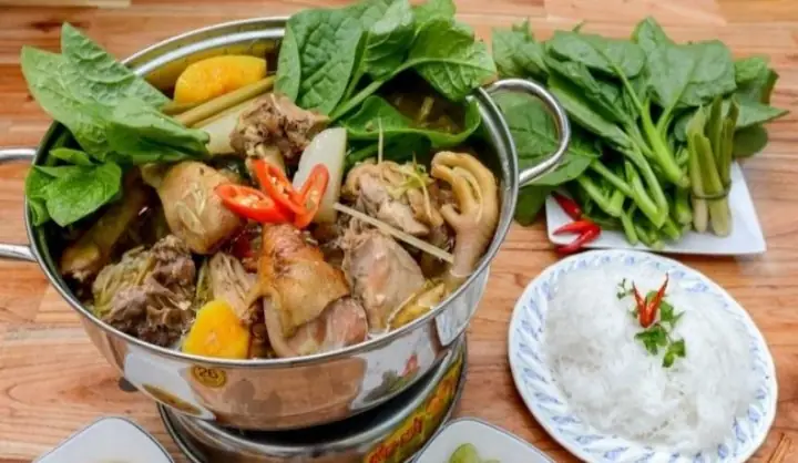 Cách Nấu Lẩu Gà Nòi Ngon Đậm Đà, Thơm Phức Cho Bữa Cơm Gia Đình