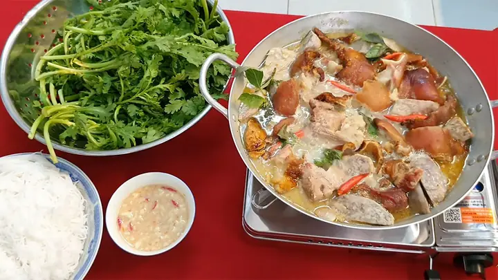 Cách Nấu Lẩu Heo Quay Nấu Chao Thơm Béo, Lạ Miệng
