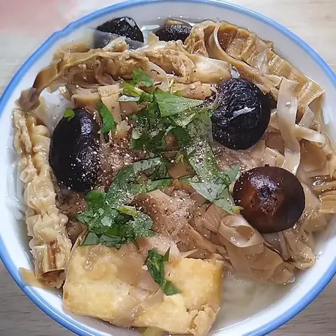 Cách Nấu Lẩu Măng Chay Ngon Chuẩn Vị Từ A-z