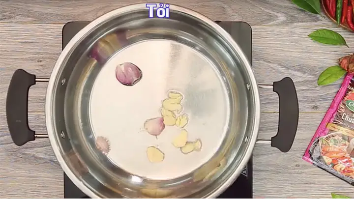 Hướng Dẫn Chi Tiết Cách Nấu Lẩu Thái Bằng Gói Gia Vị Aji Quick Tại Nhà