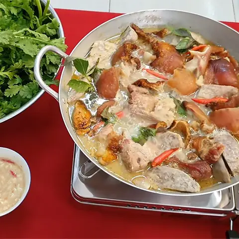 Cách Nấu Lẩu Thịt Heo Chuẩn Vị: Hướng Dẫn Từ A Đến Z