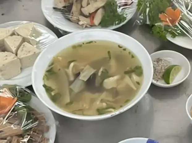 Cách Nấu Canh Măng Khô Chay Thơm Ngon, Mềm Ngọt Từng Bước