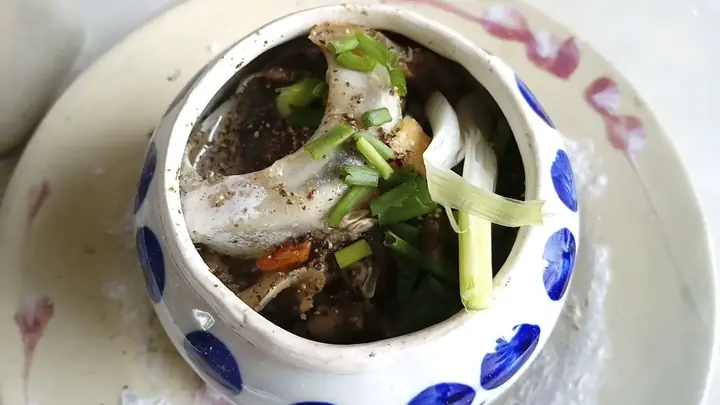 Cách Nấu Mắt Cá Ngừ Hầm Tiêu Xanh Đơn Giản Tại Nhà