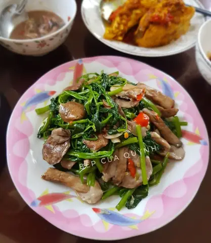 Cách Nấu Nấm Tràm Xào Rau Muống Đơn Giản, Ngon Miệng