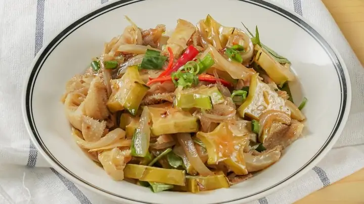 Hướng Dẫn Chi Tiết Cách Nấu Sách Bò Xào Chua Ngọt Chuẩn Vị Nhà Hàng