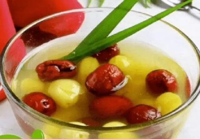 Chè Bạch Quả Táo Đỏ: Công Dụng Và Cách Làm Đúng Chuẩn