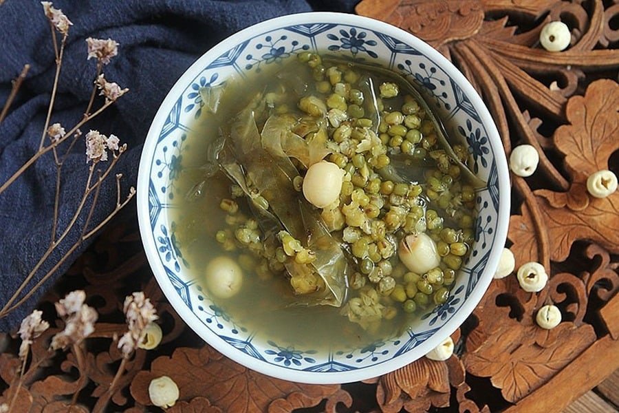 Chén chè đậu xanh nước cốt dừa hoàn chỉnh, thơm ngon, hấp dẫn