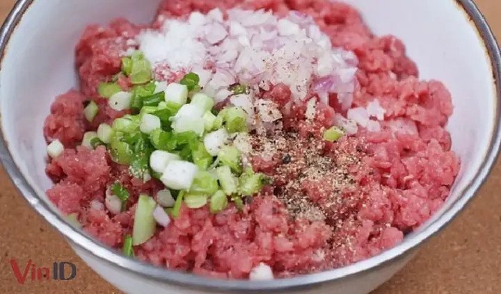 Chọn thịt băm tươi ngon