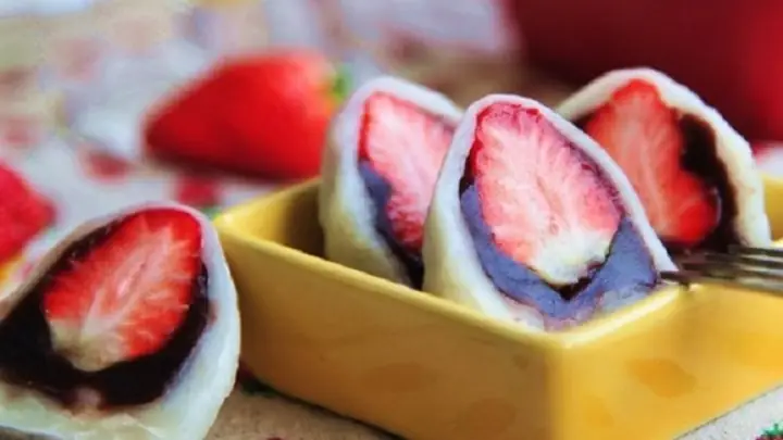 Dâu Tây Làm Được Những Món Gì? Top 15+ Món Ngon Từ Dâu Tây Bạn Nên Thử