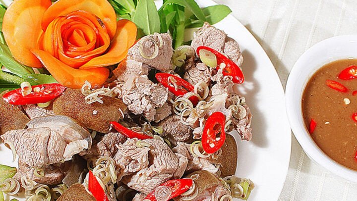 Đĩa thịt trâu xào tổng hợp thơm ngon, hấp dẫn