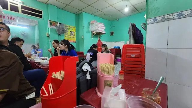 Hình ảnh minh họa một tô bánh canh cua Sài Gòn ngon mắt
