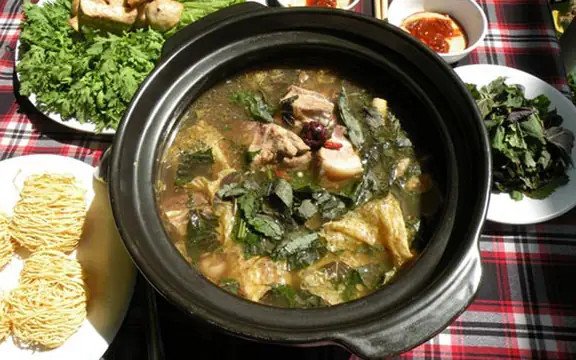 Hình ảnh minh họa nồi lẩu dê thơm phức
