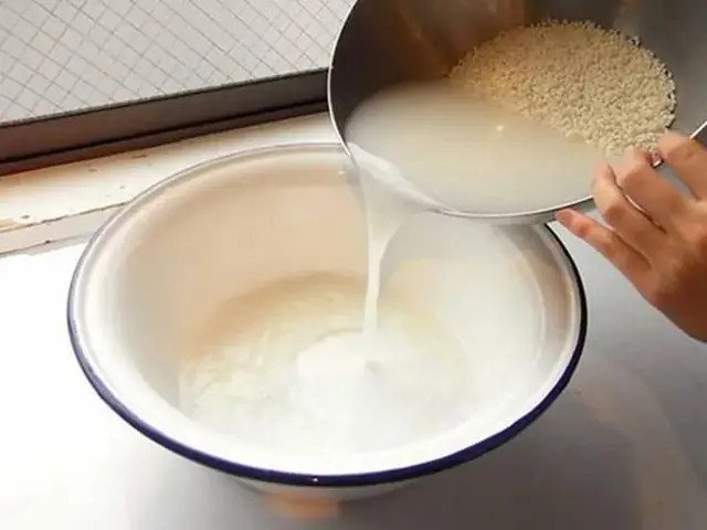 Hướng Dẫn Chi Tiết Cách Nấu Cháo Hành Giải Cảm Tại Nhà