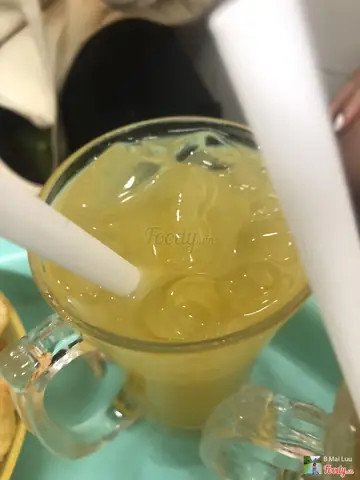 Khung cảnh quán cháo sườn Huyền Anh đông đúc khách