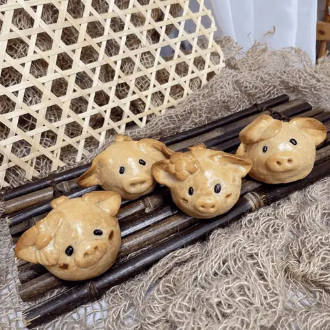 Cách Làm Bánh Trung Thu Hình Con Heo Dễ Thương Không Cần Dùng Khuôn