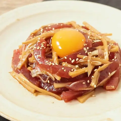 Công Thức Yukke Cá Ngừ Với Sốt Yakiniku Đơn Giản Tại Nhà