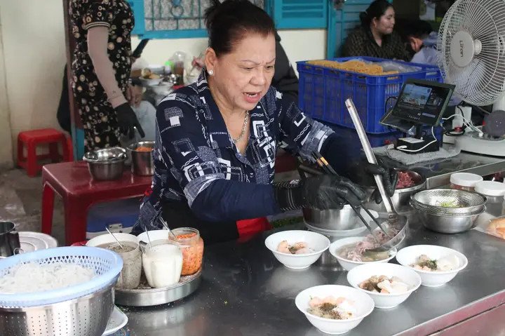 Nấu Bún Nước Cô Huyền: Hướng dẫn chi tiết từ A đến Z
