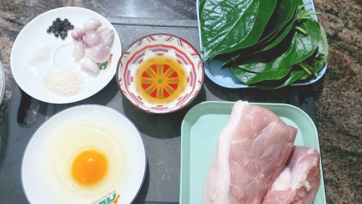 Nguyên liệu chuẩn bị cho món thịt cuốn lá lốt