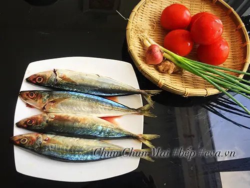 Nguyên liệu tươi ngon cho món cá kho cà chua