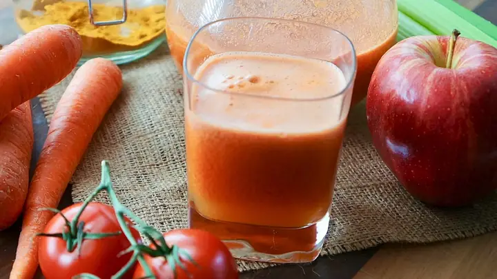 Nước Ép Cà Chua Cà Rốt Táo: Cách Làm Và 10 Lợi Ích Sức Khỏe