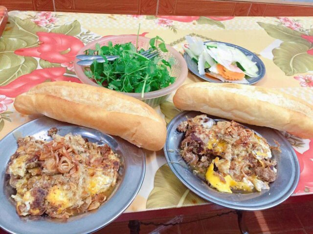 Pate mịn màng, thơm lừng – bí quyết làm nên sức hấp dẫn của bánh mì ngọc ngà Nam Định