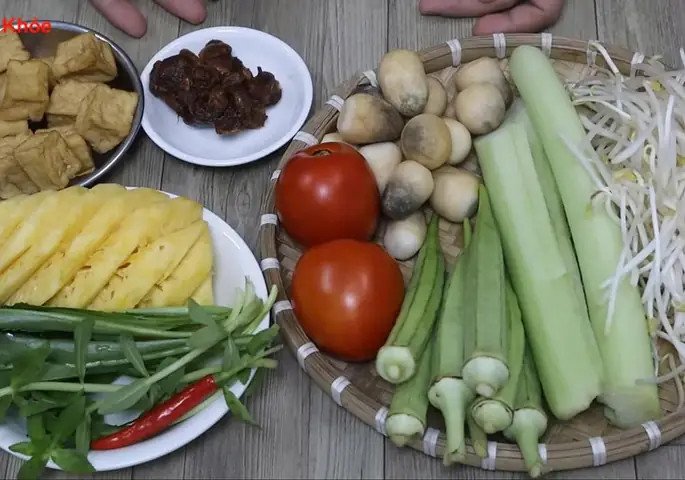 Rau nhút tươi ngon dùng để nấu canh chua