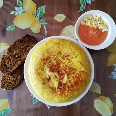 Salmorejo Con Tortilla De Patatas: Khám Phá Món Ăn Đặc Trưng Andalusia