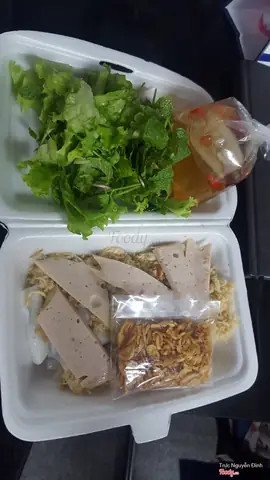 So sánh vị trí của Hải Huệ với các quán khác
