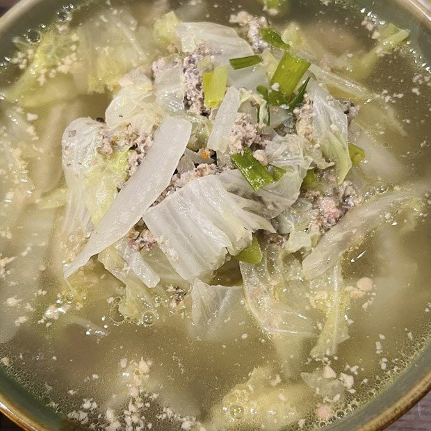 Thành phẩm canh cải thảo thịt băm