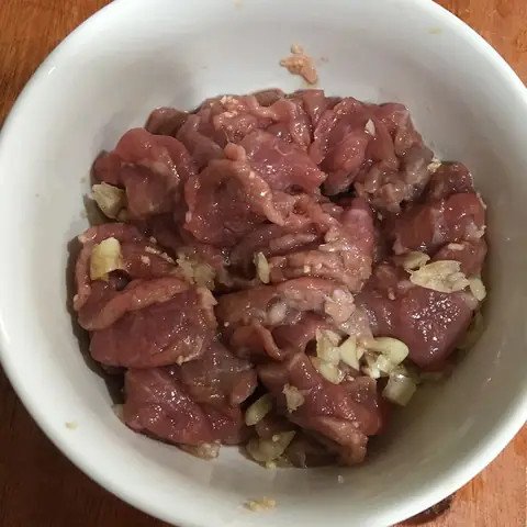Thịt bò tươi ngon để nấu canh