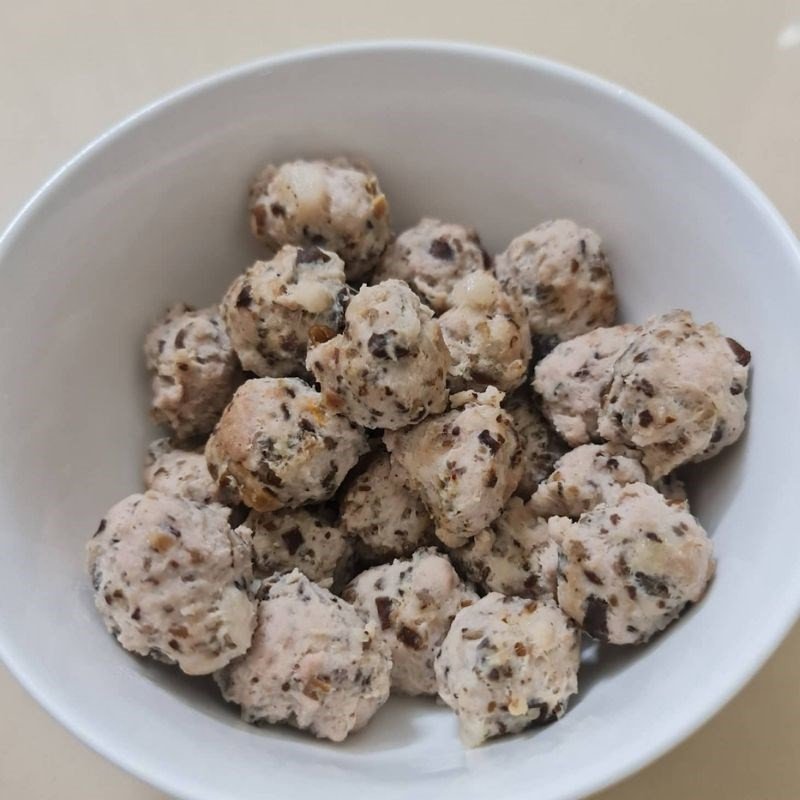 Thịt viên mộc nhĩ thành phẩm trắng dai, thơm ngon