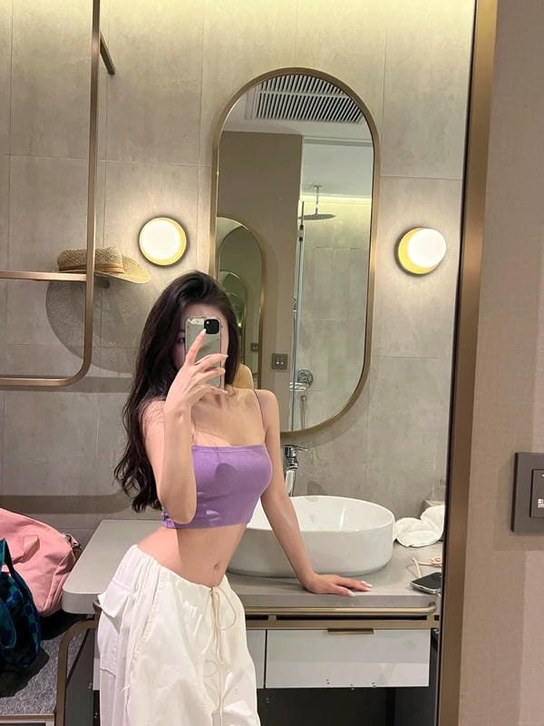 ảnh gái xinh nude 11