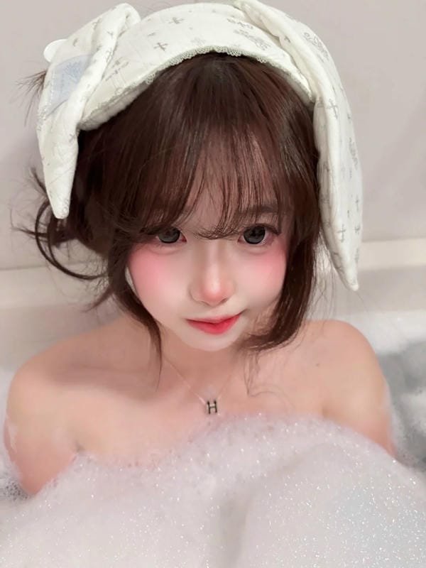 ảnh gái xinh nude 4