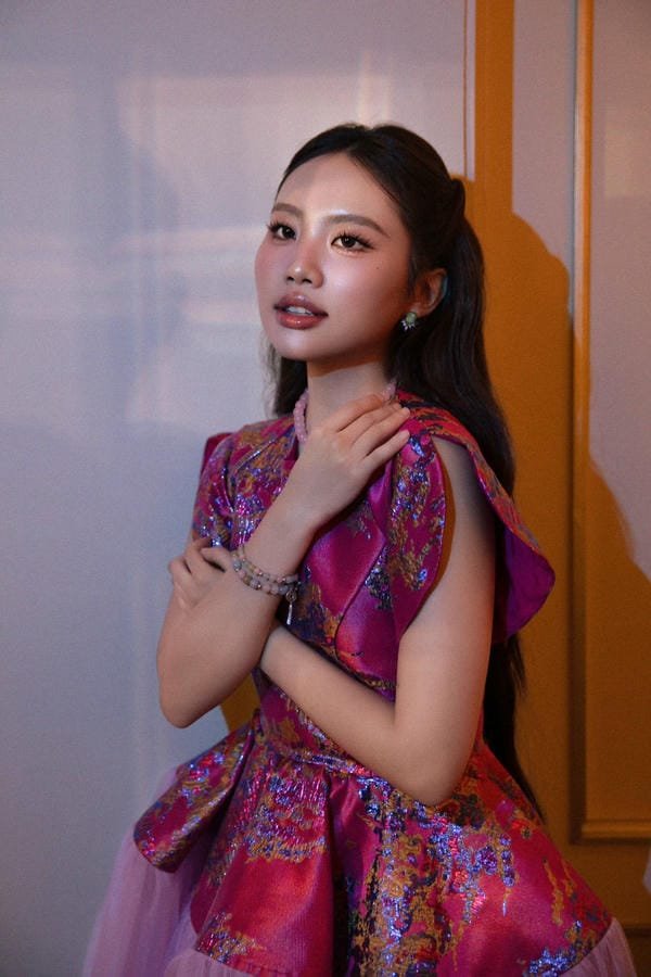 ảnh phương mỹ chi 21