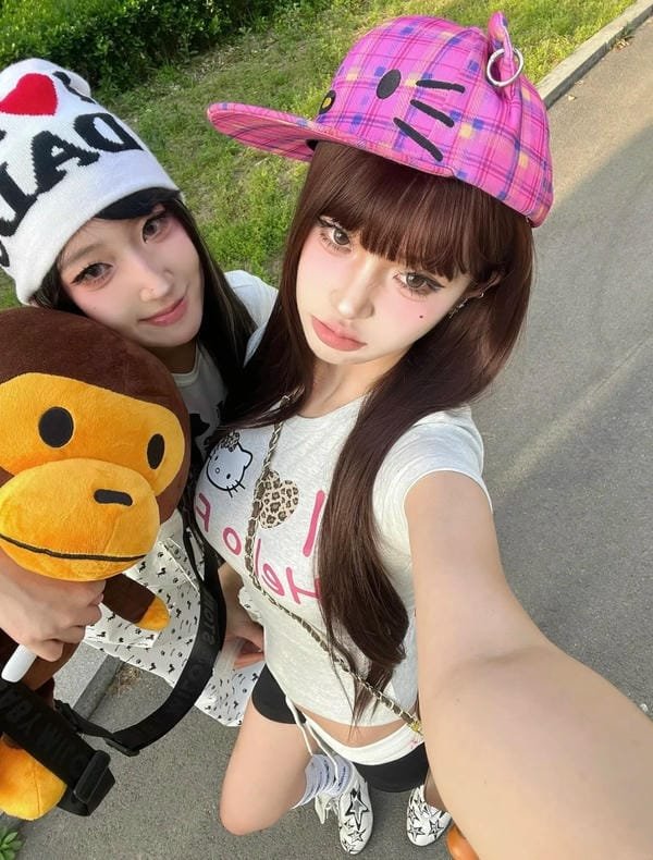 hình ảnh avatar cá tính nữ 29