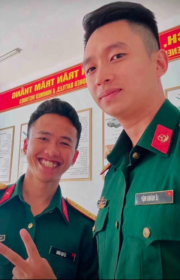 Tuyển tập 70+ hình ảnh chú bộ đội đẹp nhất dành cho mọi thế hệ hình ảnh chú bộ đội cầm súng